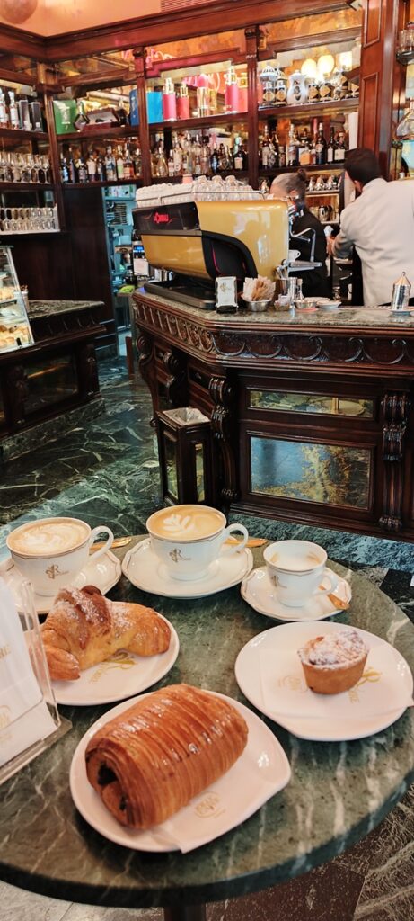 フィレンツェ　バール　おすすめ