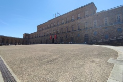 PIAZZA-PITTI-x