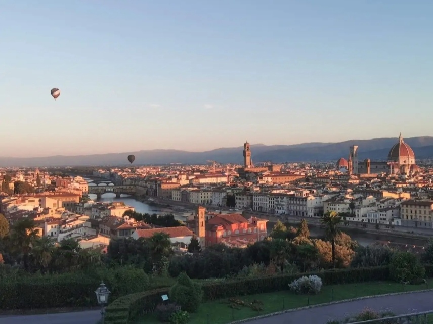 Italy, Tuscany, Florence, Piazzale Michelangelo, Pitti Square, Pitti Palace, Old Bridge